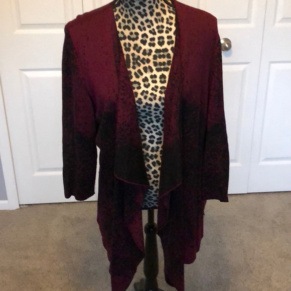 Kasper Sweaters - Kasper maroon & black cardigan sweater
